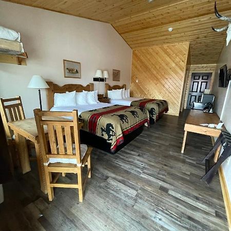 The Longhorn Ranch Resort Lodge & Rv Park Dubois Exteriör bild
