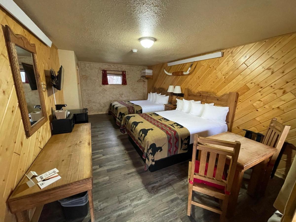 The Longhorn Ranch Resort Lodge & Rv Park Dubois Exteriör bild