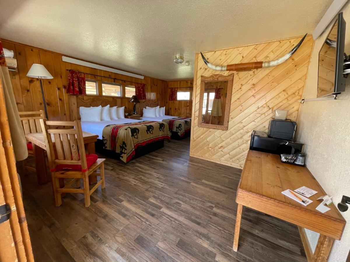 The Longhorn Ranch Resort Lodge & Rv Park Dubois Exteriör bild