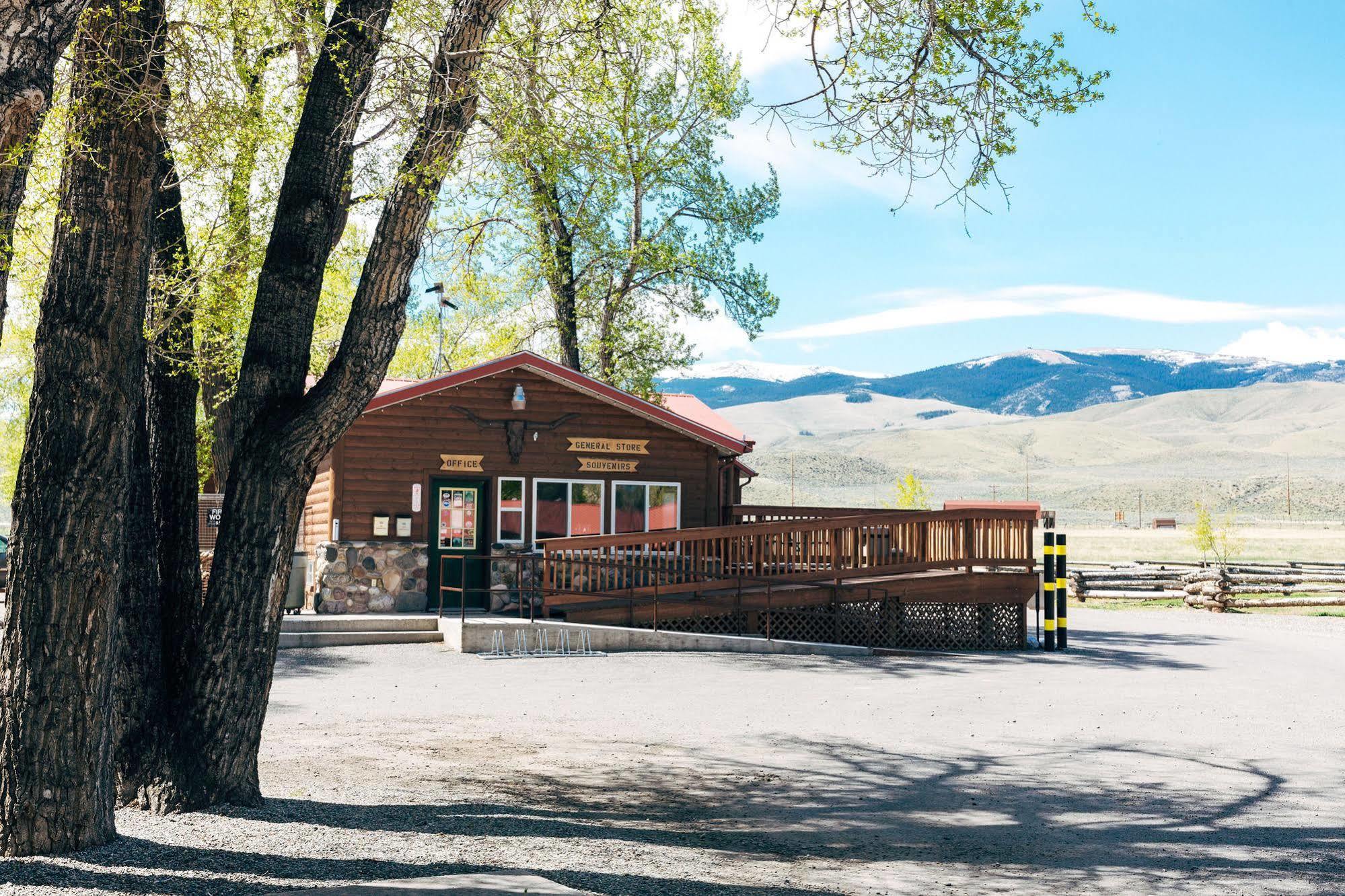 The Longhorn Ranch Resort Lodge & Rv Park Dubois Exteriör bild
