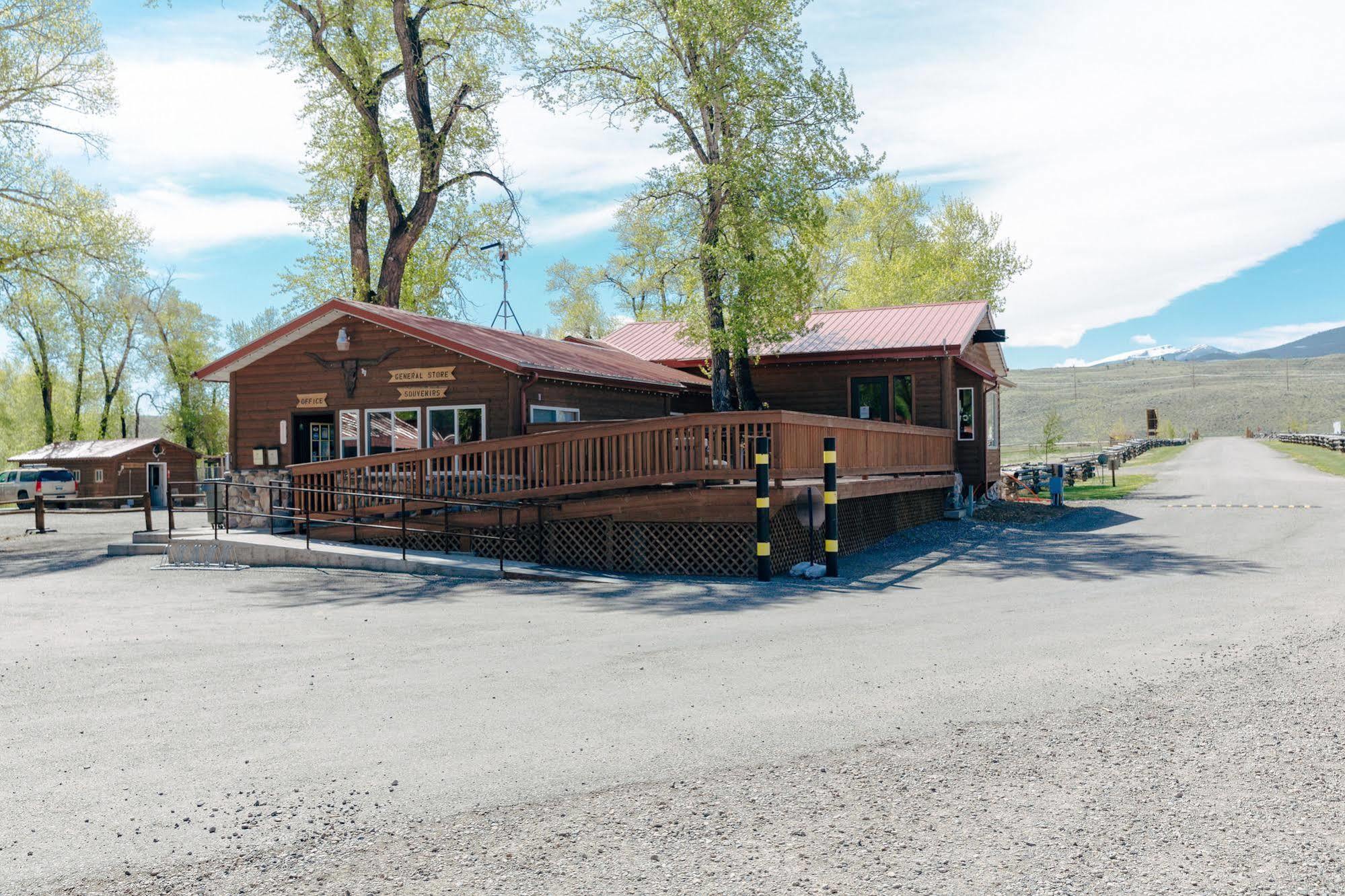 The Longhorn Ranch Resort Lodge & Rv Park Dubois Exteriör bild